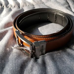 Steve Madden reversible belt